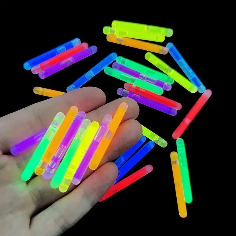 10/100x Glowing Sticks Bright  - Glow Sticks Survival avis et prix